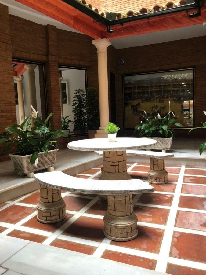 Apartamentos Nueva 13 Ronda Eksteriør bilde